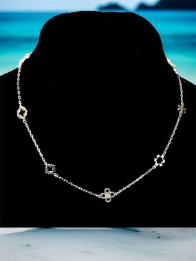 TORY BURCH CHARMING SILVER TONE LOGO NECKLACE